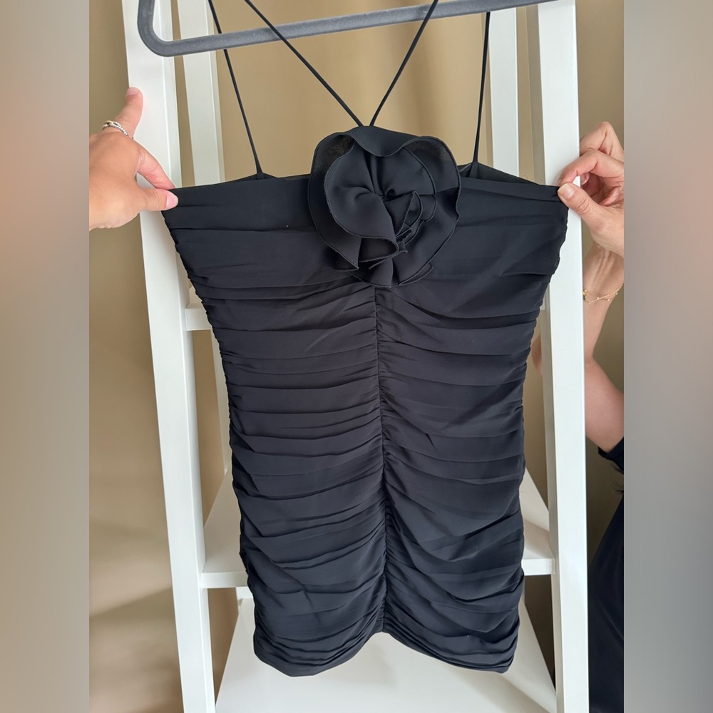 MANGO black flower neck dress